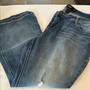 Torrid Medium Wash Distressed Denim Front Slim Bootcut Stretch 18XS EUC